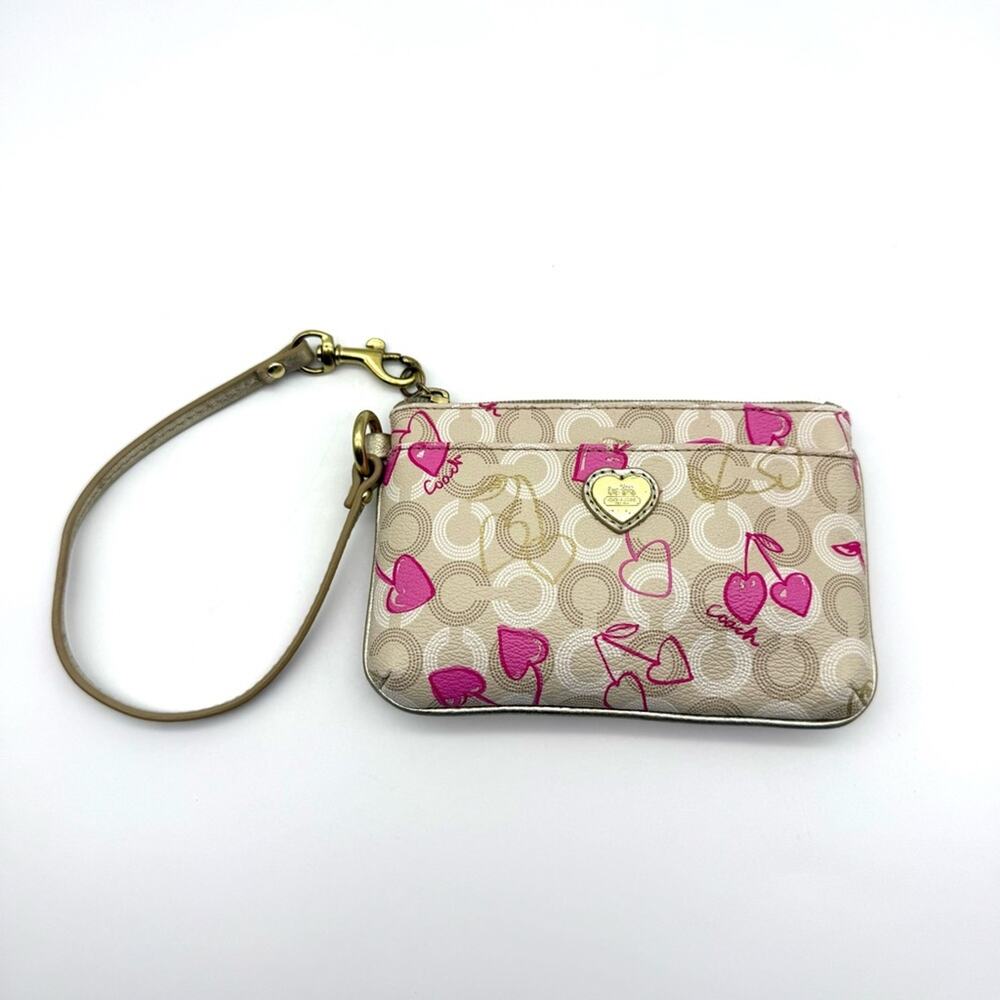 Coach Waverly Cherry Heart Signature Wristlet Khaki Pink 49240 BKHPK